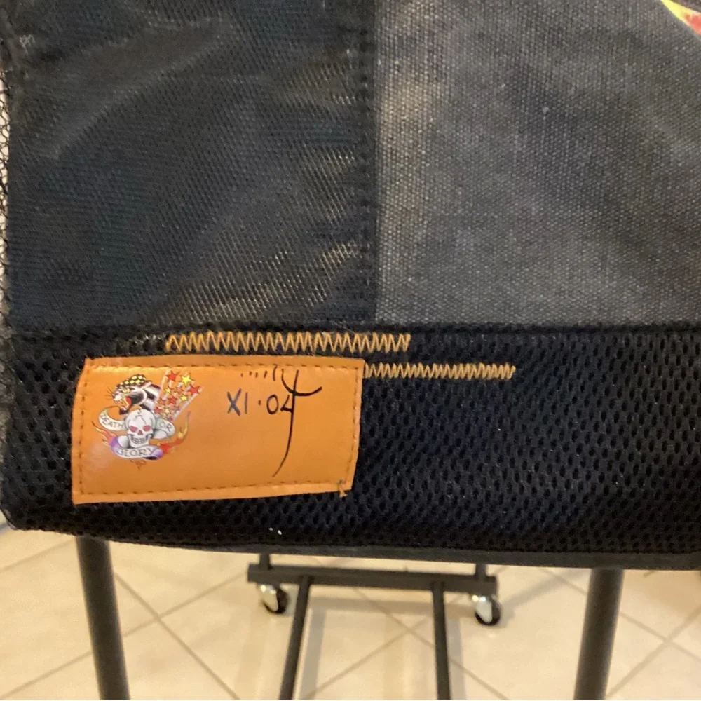 Ed Hardy Black Duffel Bag with Death Or Glory Design - Picture 2 of 8